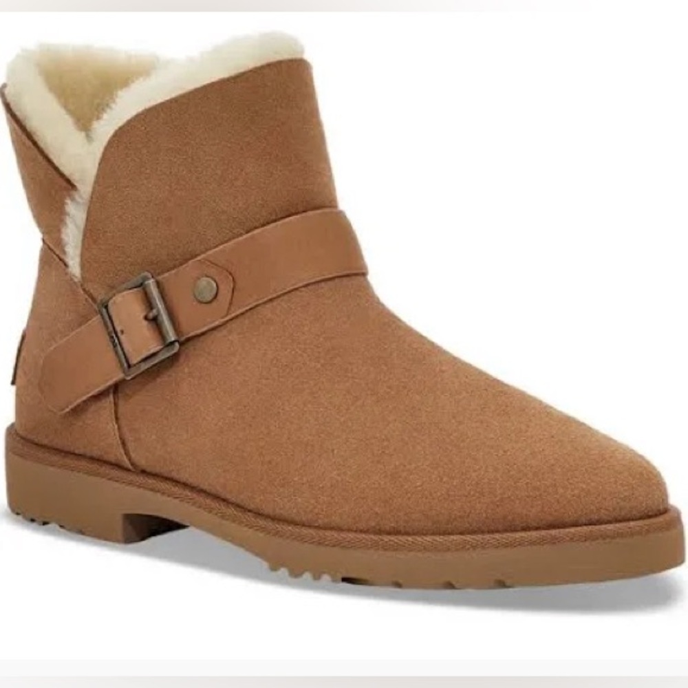 UGG Romely Short Buckle Chestnut Boots - Women's